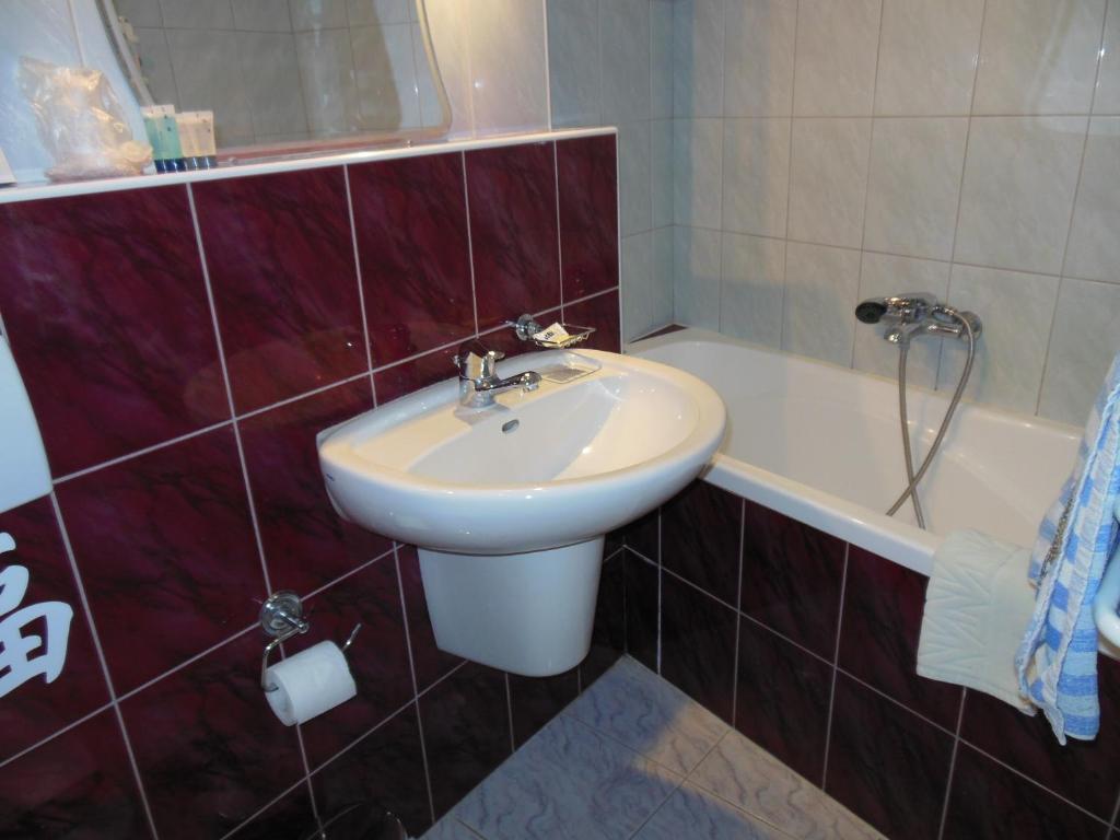 Hotel Pekin Wladyslawowo Room photo